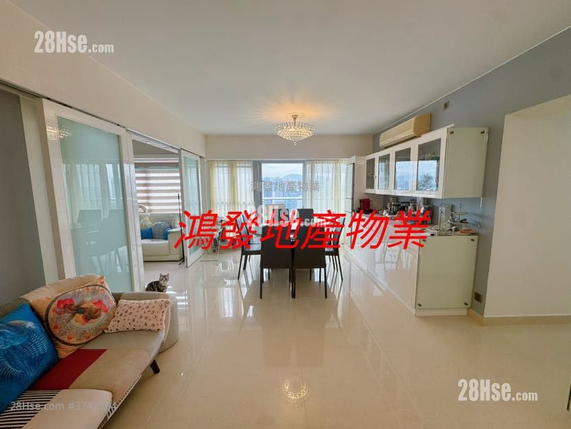 The Caldecott Sell 4 Bedrooms , 3 Bathrooms 1,669 ft²