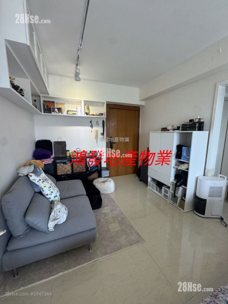 The Caldecott Sell 4 Bedrooms , 3 Bathrooms 1,669 ft²