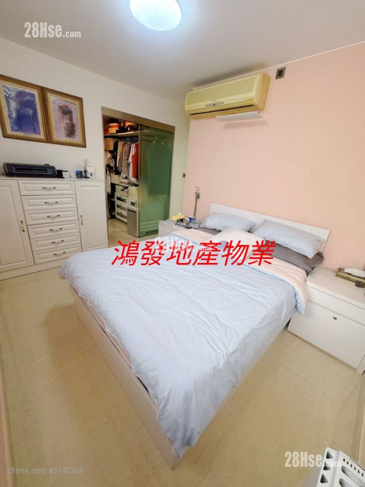 The Caldecott Sell 4 Bedrooms , 3 Bathrooms 1,669 ft²