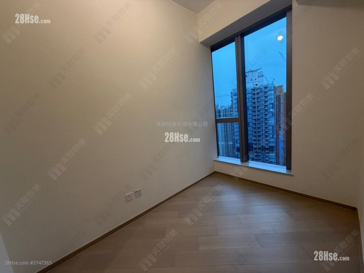 Villa Garda Iii Sell 1 Bedroom 340 ft²