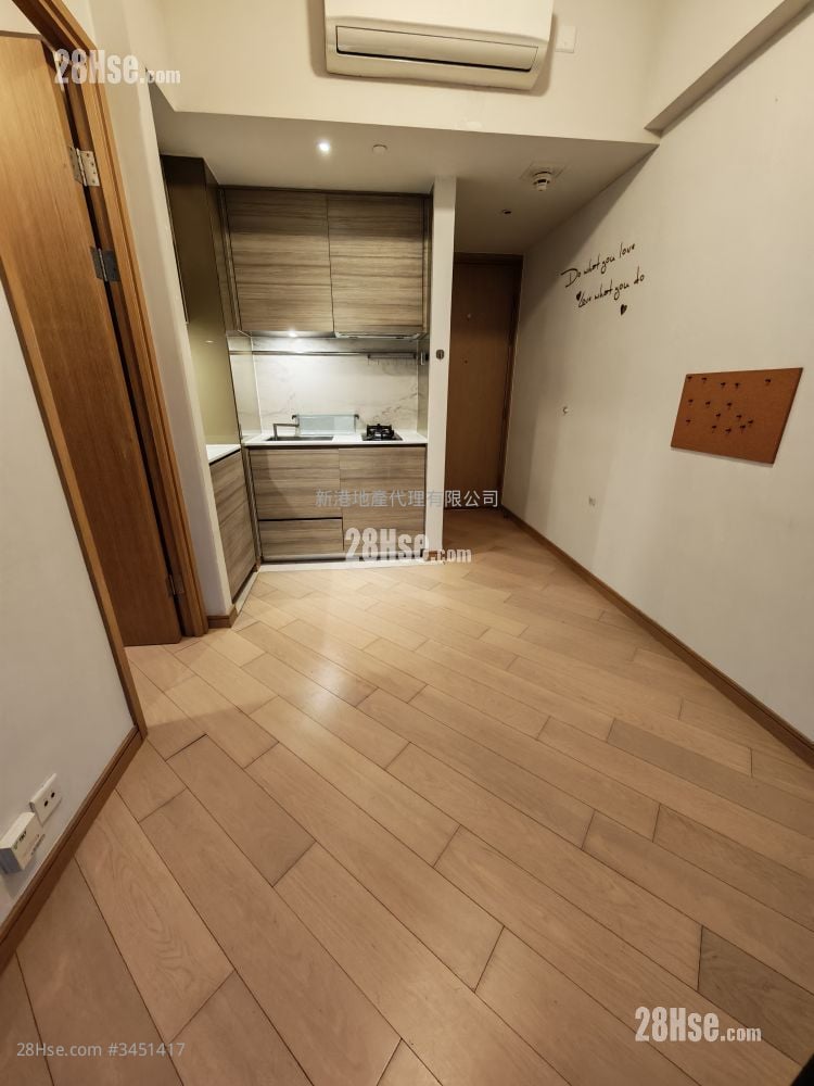 傲形 租盘 1 房 , 1 浴室 246 平方尺