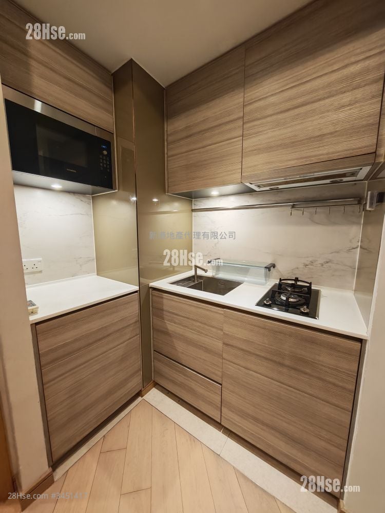 傲形 租盘 1 房 , 1 浴室 246 平方尺