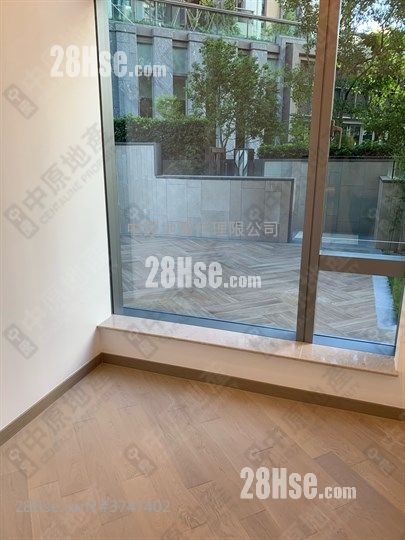 雲滙 售盤 3 房 , 2 浴室 715 平方呎