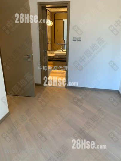 雲滙 售盤 3 房 , 2 浴室 715 平方呎