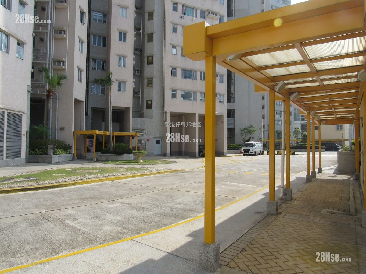 Broadview Court Sell 2 Bedrooms 470 ft²