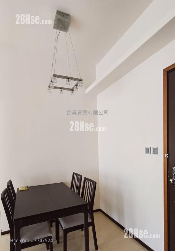 The Metropolis Residence Sell 2 Bedrooms , 1 Bathroom 478 ft²