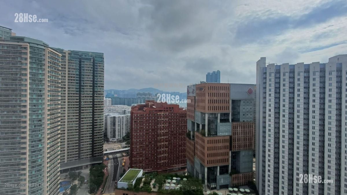 The Metropolis Residence Sell 2 Bedrooms , 1 Bathroom 478 ft²