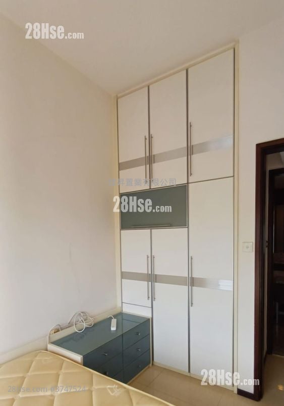 The Metropolis Residence Sell 2 Bedrooms , 1 Bathroom 478 ft²