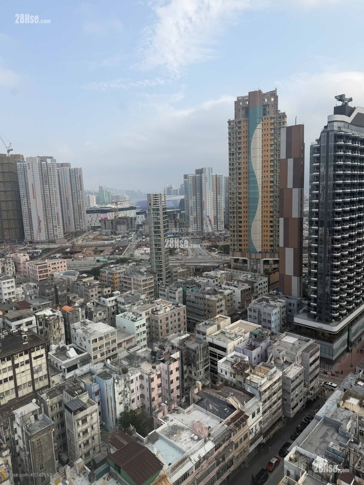 Billionnaire Avant Sell 3 Bedrooms , 2 Bathrooms 639 ft²