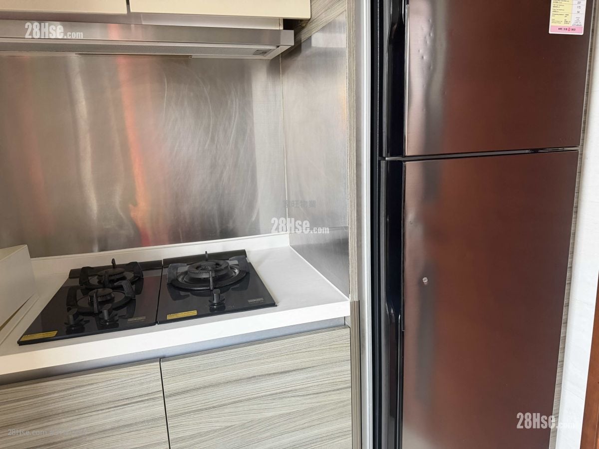 Billionnaire Avant Sell 3 Bedrooms , 2 Bathrooms 639 ft²