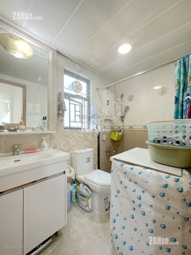 海柏花园 售盘 2 房 , 1 浴室 395 平方尺