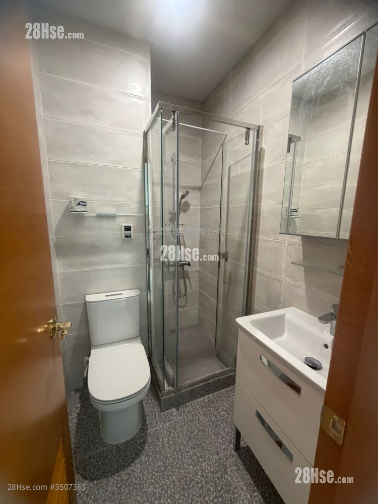 One New York 售盤 1 房 , 1 浴室 240 平方呎