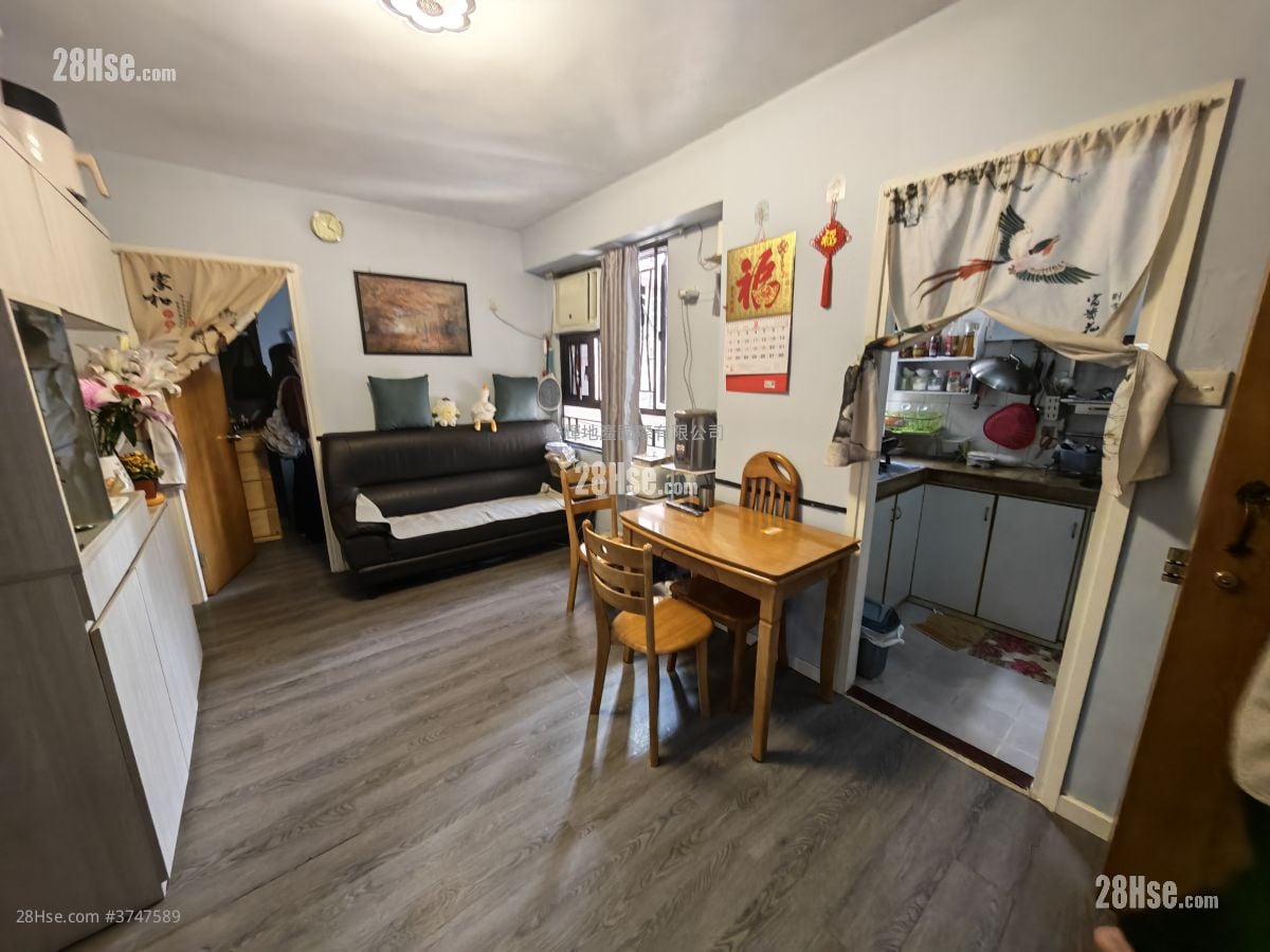 东景大厦 售盘 3 房 , 1 浴室 446 平方尺