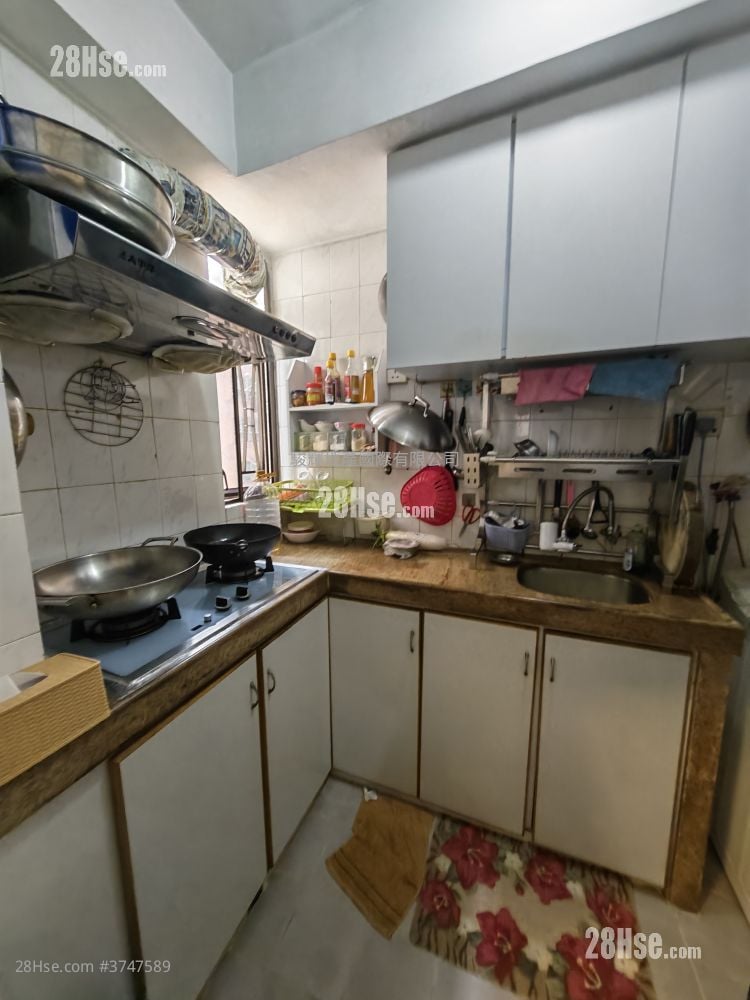 东景大厦 售盘 3 房 , 1 浴室 446 平方尺