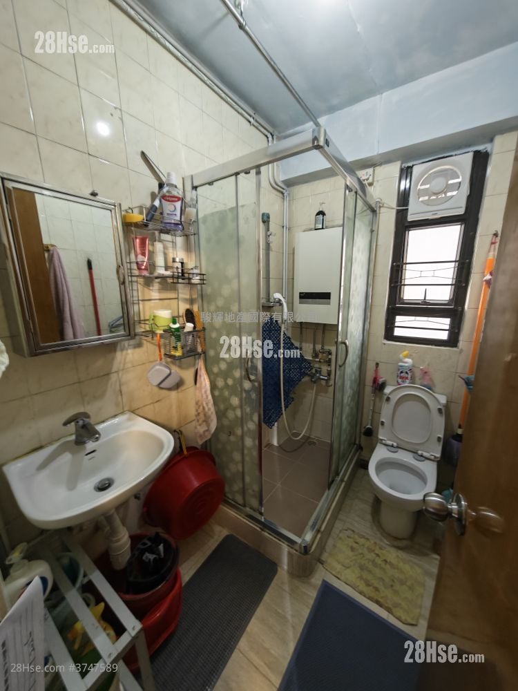 东景大厦 售盘 3 房 , 1 浴室 446 平方尺