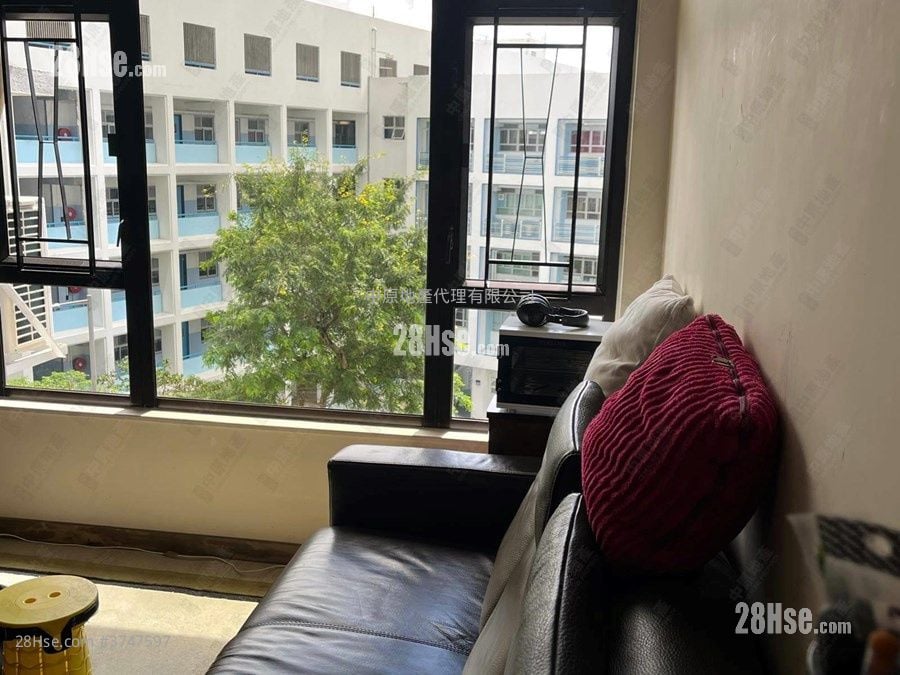 英丽阁 售盘 2 房 , 2 浴室 690 平方尺