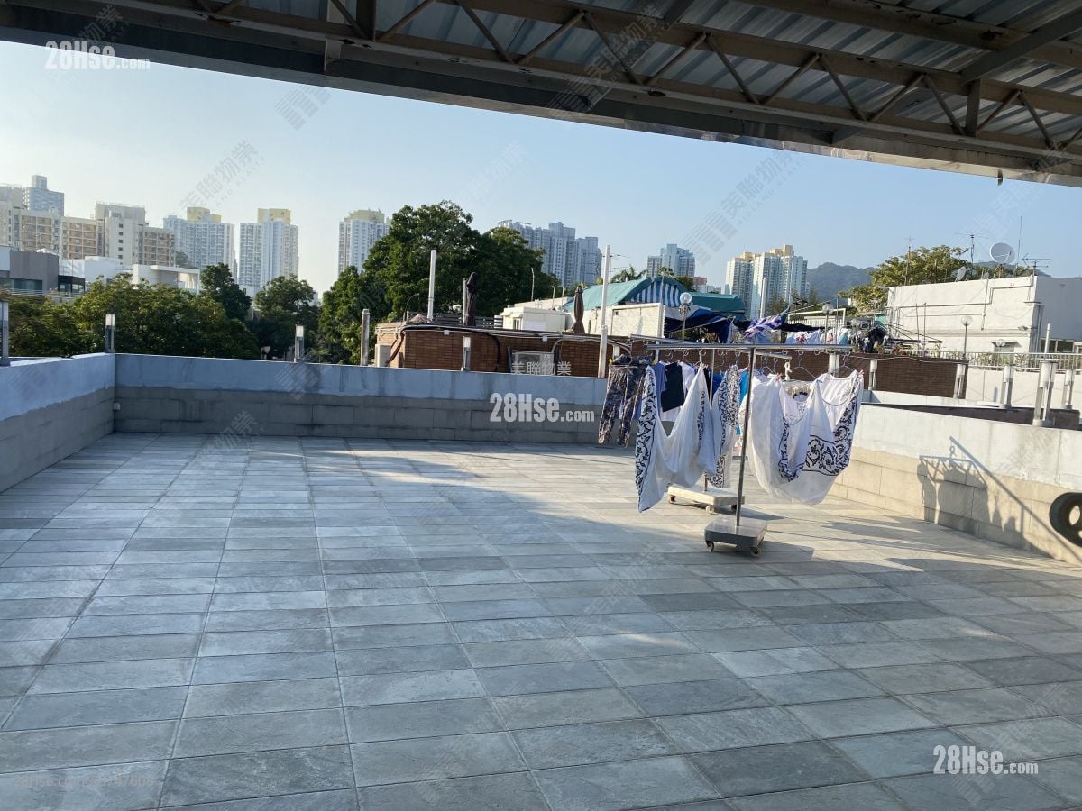 锦绣苑 售盘 4 房 1,575 平方尺