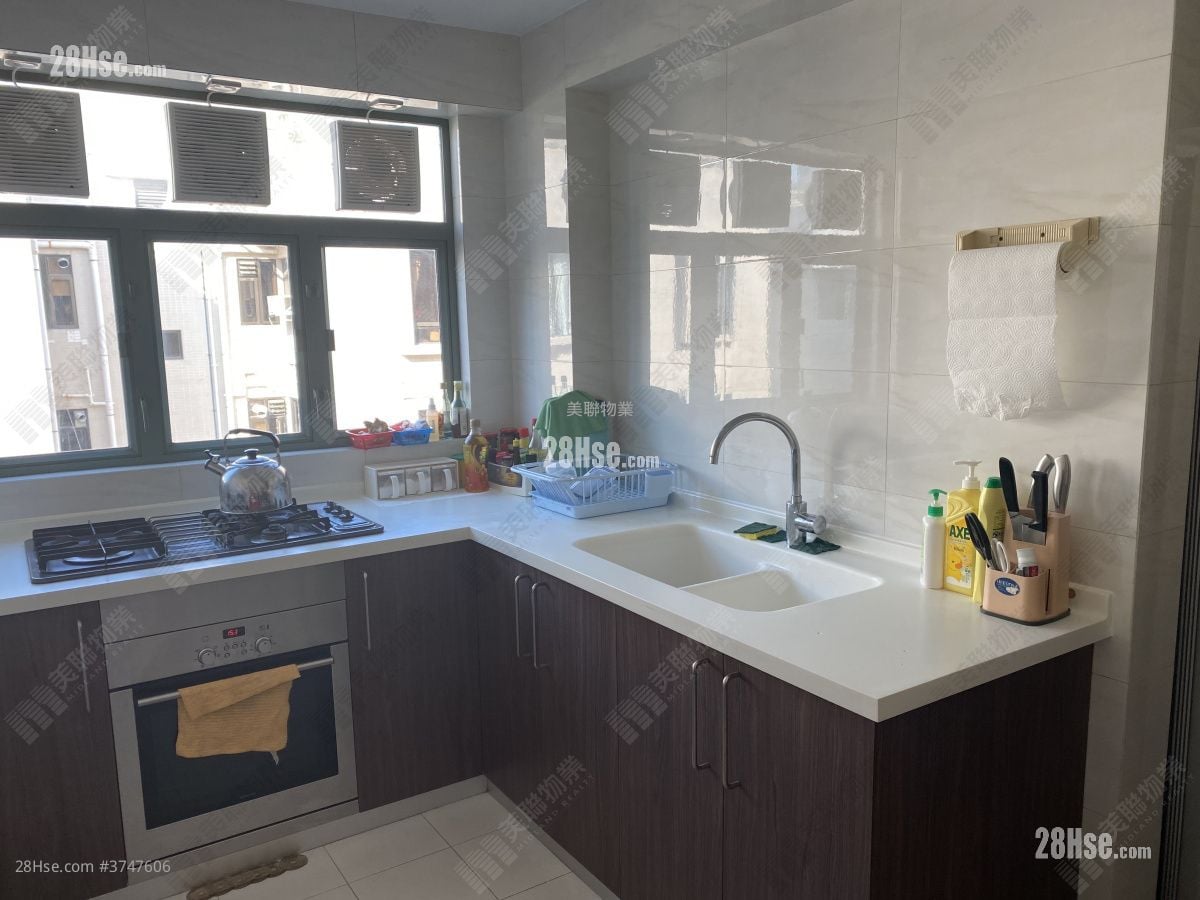 锦绣苑 售盘 4 房 1,575 平方尺