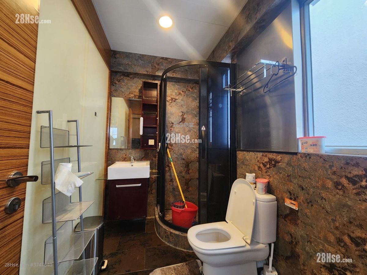 Fook Wah Mansion Rental 1 Bedroom , 1 Bathroom 308 ft²