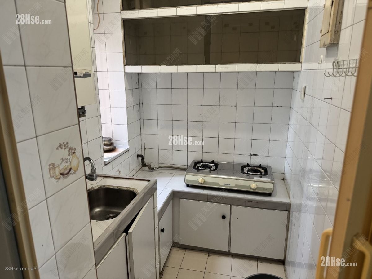 富华中心 售盘 2 房 374 平方尺