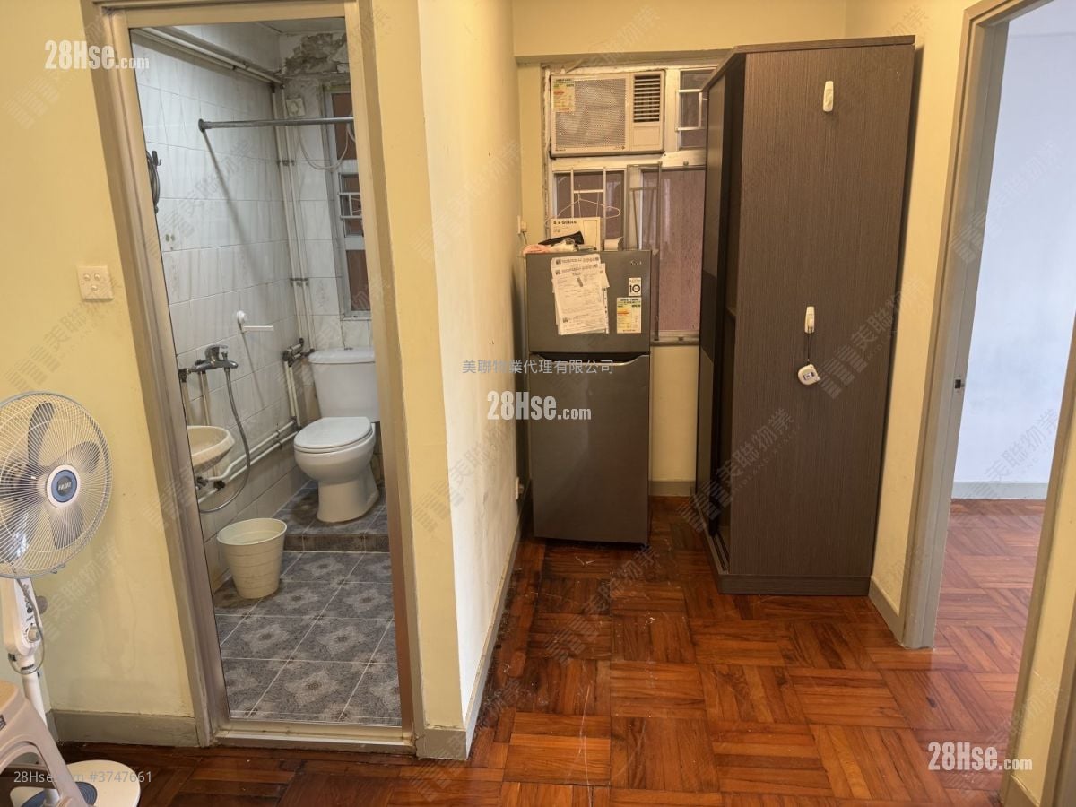 富华中心 售盘 2 房 374 平方尺