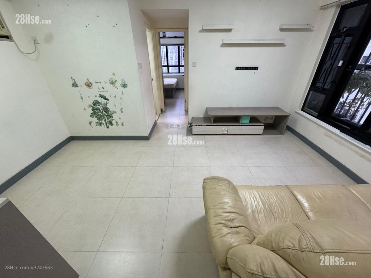 Prosperous Garden Sell 2 Bedrooms , 1 Bathroom 478 ft²