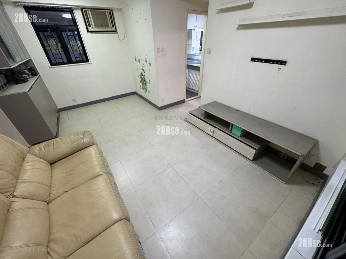 Prosperous Garden Sell 2 Bedrooms , 1 Bathroom 478 ft²