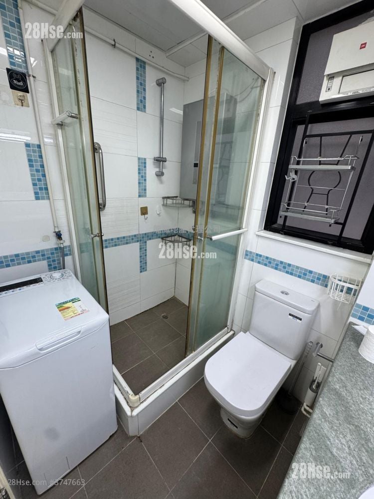 Prosperous Garden Sell 2 Bedrooms , 1 Bathroom 478 ft²