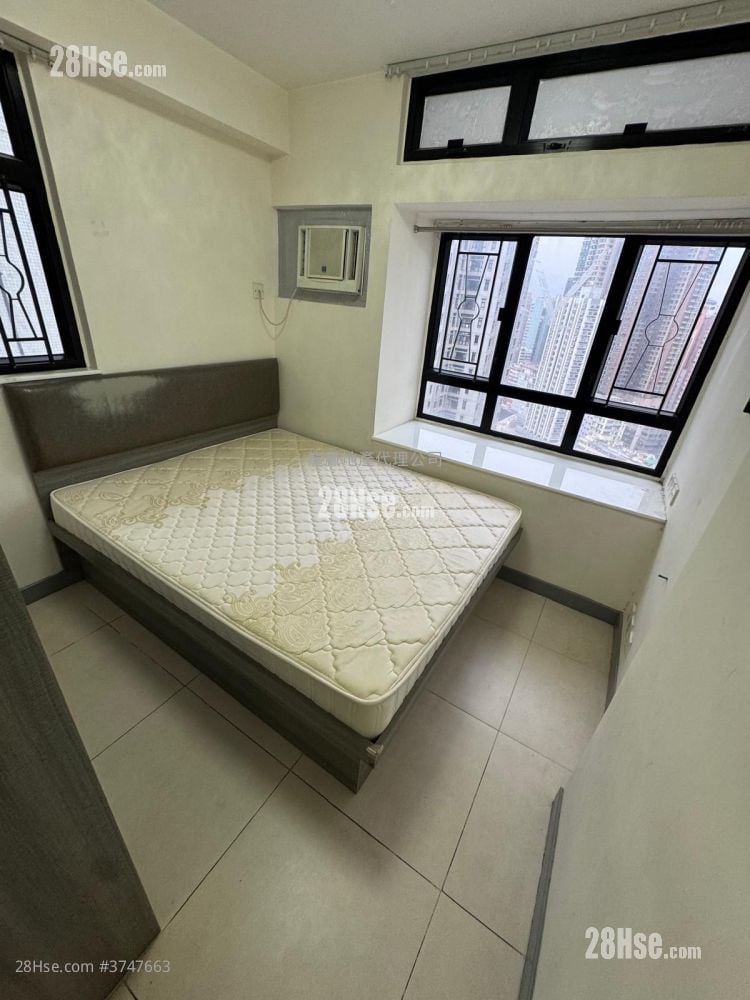 Prosperous Garden Sell 2 Bedrooms , 1 Bathroom 478 ft²