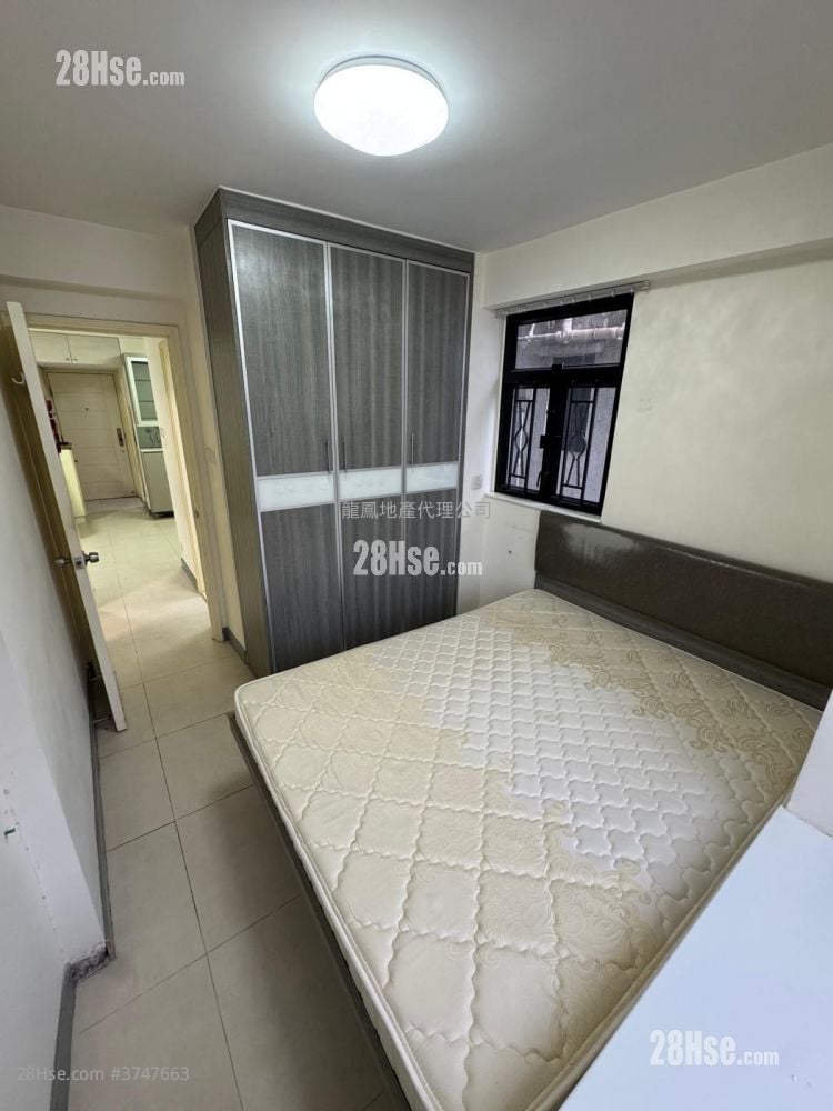 Prosperous Garden Sell 2 Bedrooms , 1 Bathroom 478 ft²