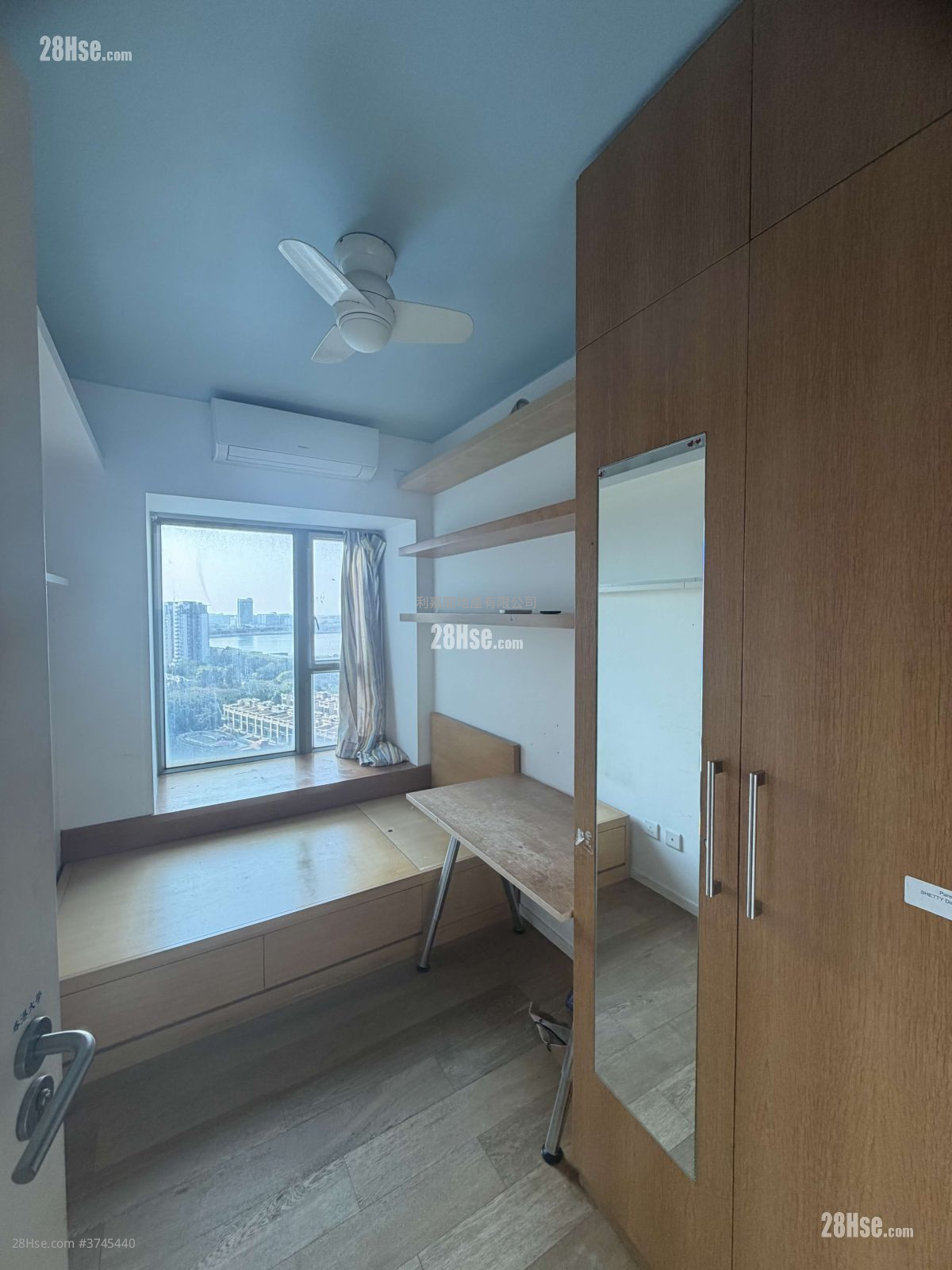 映灣園 租盤 736 平方呎