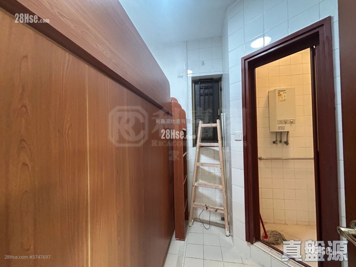 The Belcher's Sell 3 Bedrooms 1,057 ft²