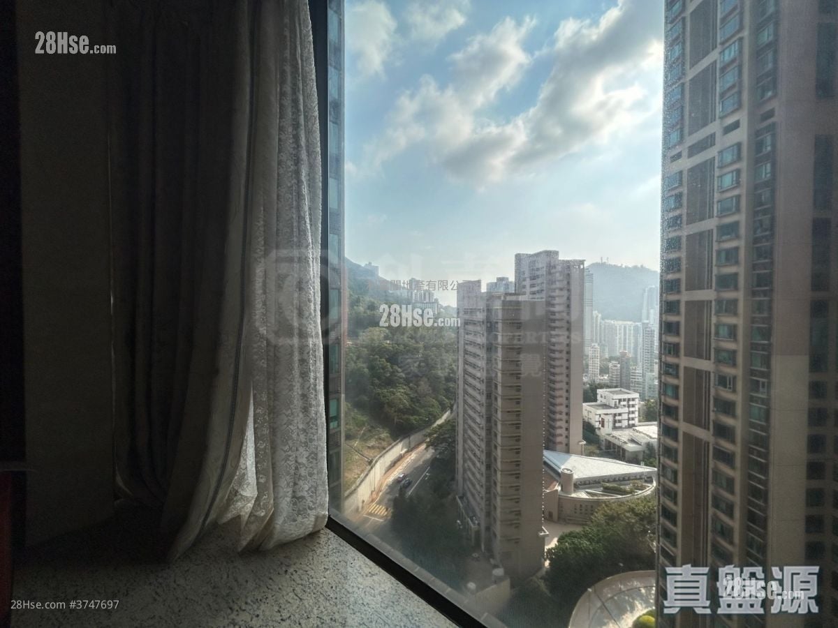 The Belcher's Sell 3 Bedrooms 1,057 ft²