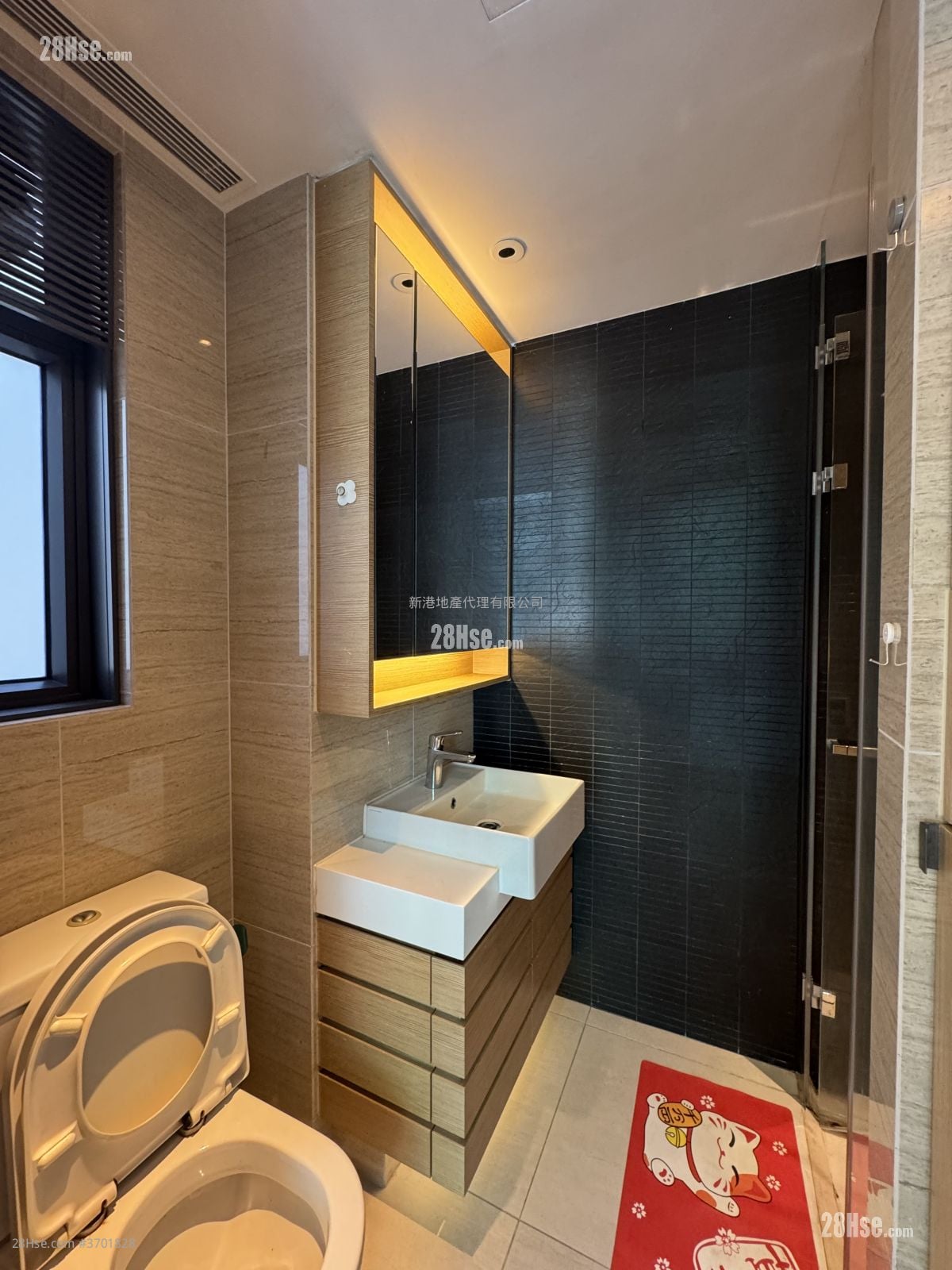 傲形 租盤 1 房 , 1 浴室 246 平方呎