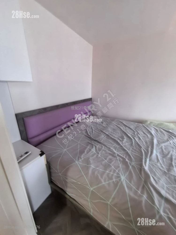 海柏花园 售盘 2 房 , 1 浴室 424 平方尺