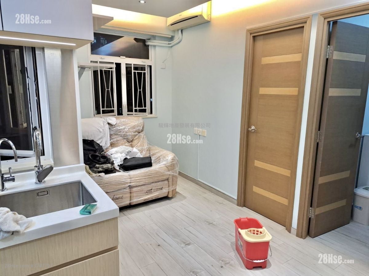 金辉大厦 售盘 2 房 , 1 浴室 302 平方尺