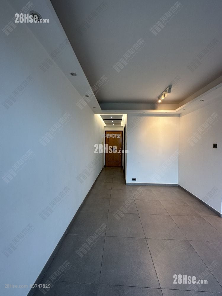 Parkview Court Sell 2 Bedrooms 471 ft²