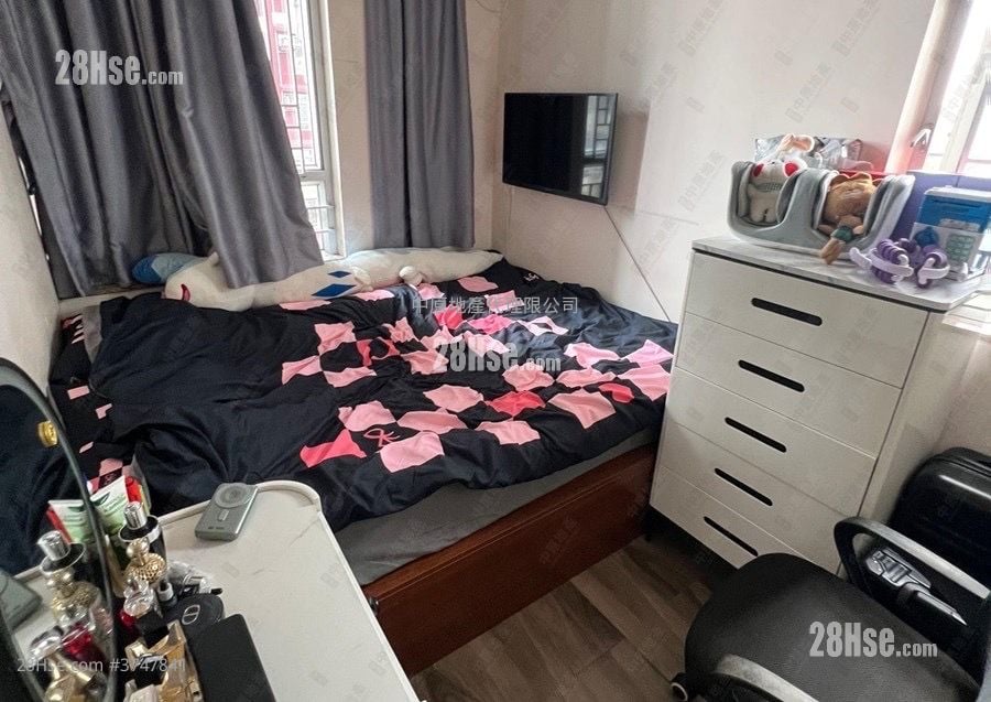 屏欣苑 售盘 2 房 380 平方尺