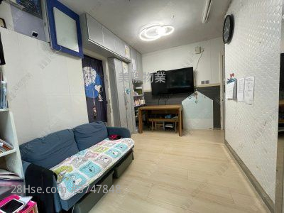 青泰苑 售盤 2 房 , 1 浴室 401 平方呎