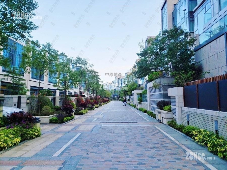 Riva Sell 3 Bedrooms , 4 Bathrooms 1,087 ft²