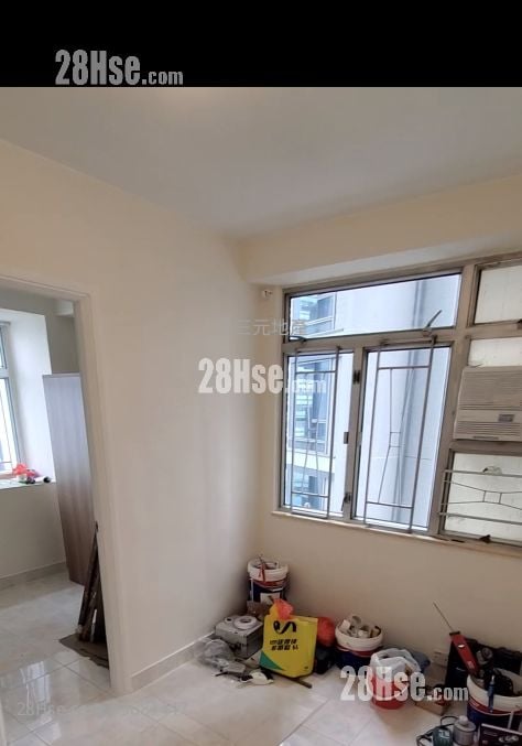 得發大廈 售盤 2 房 , 1 浴室 259 平方呎