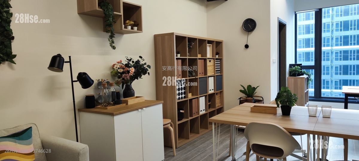 W MEGA 租盘 开放式间隔 , 1 厕所