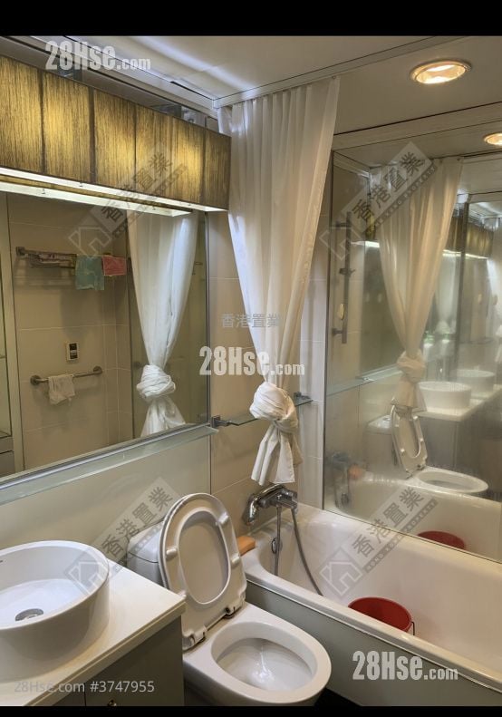 Metro Town Sell 3 Bedrooms , 2 Bathrooms 629 ft²