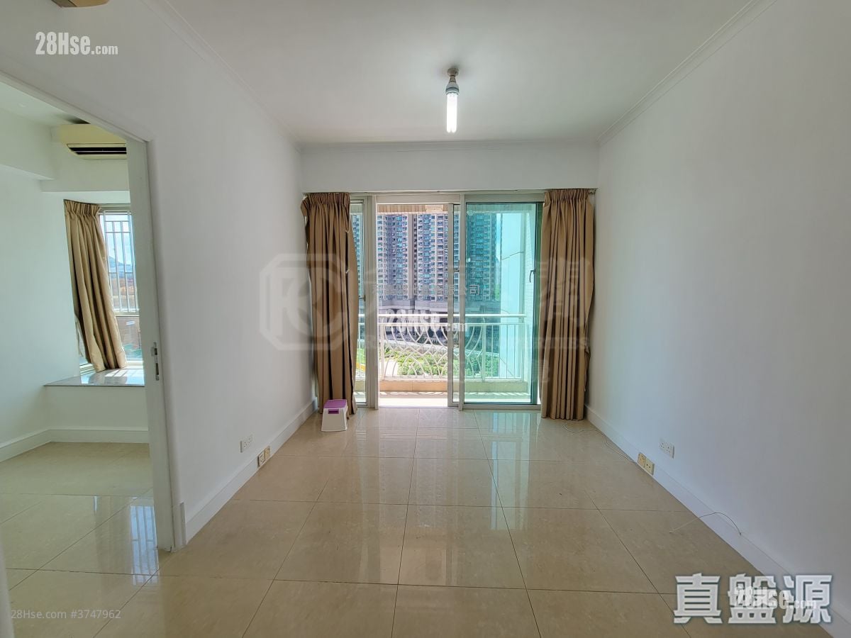 首都 售盘 3 房 716 平方尺