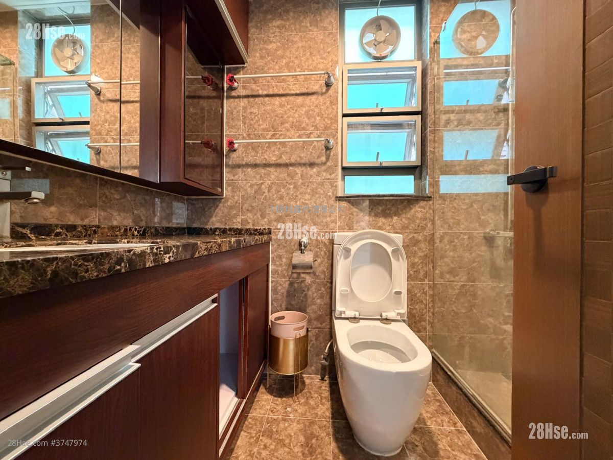 杏苑山庄 售盘 4 房 , 3 浴室 1,843 平方尺