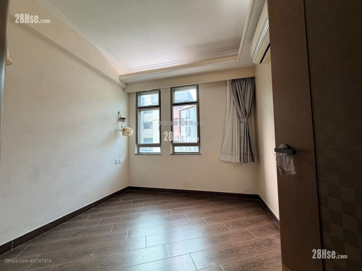 杏苑山庄 售盘 4 房 , 3 浴室 1,843 平方尺