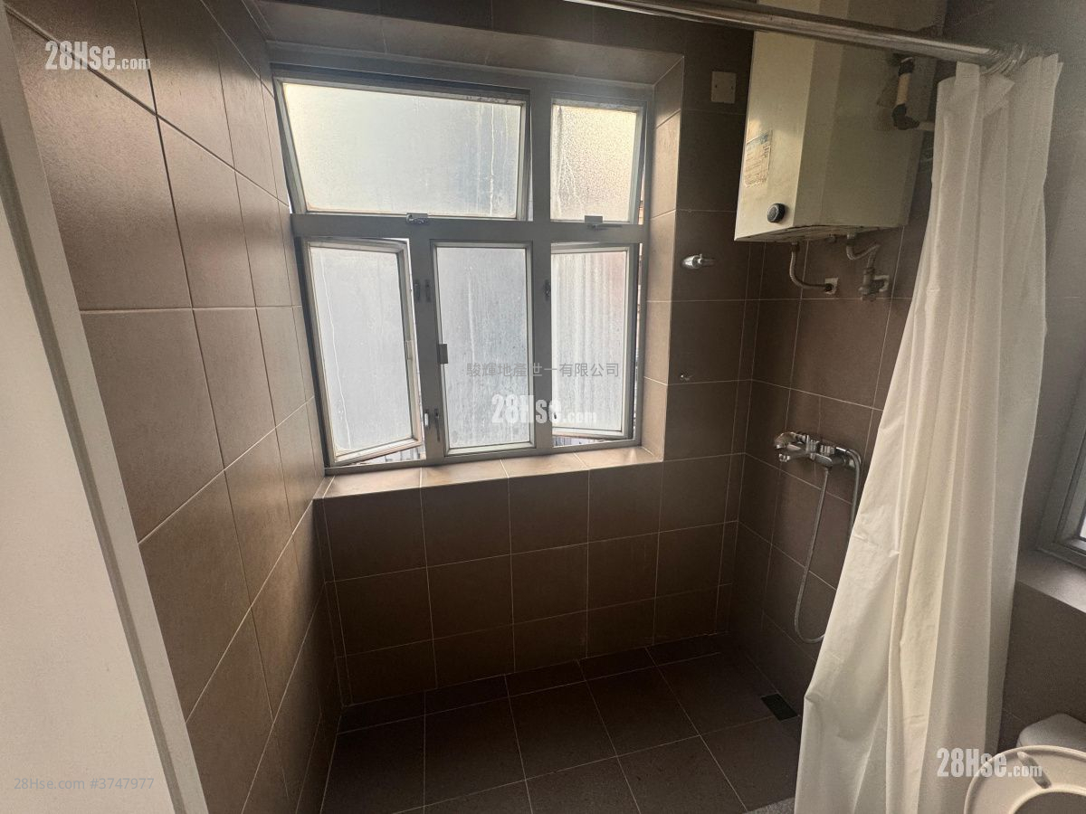 福基大廈 租盤 開放式間隔 , 1 浴室 350 平方呎