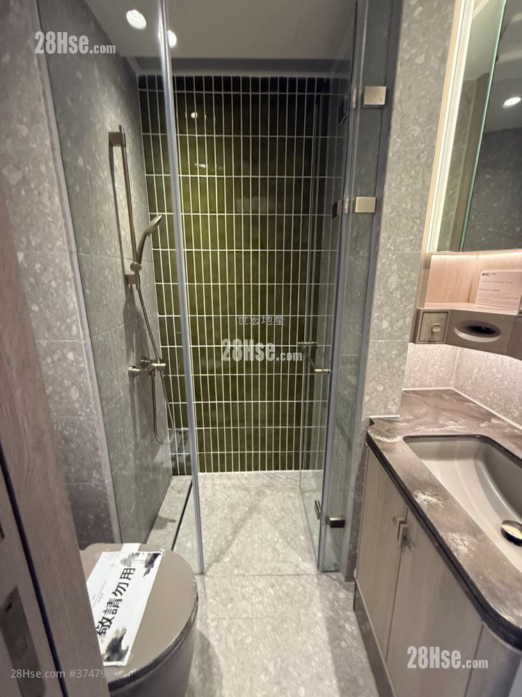 柏蔚森 售盘 1 房 , 1 浴室 276 平方尺