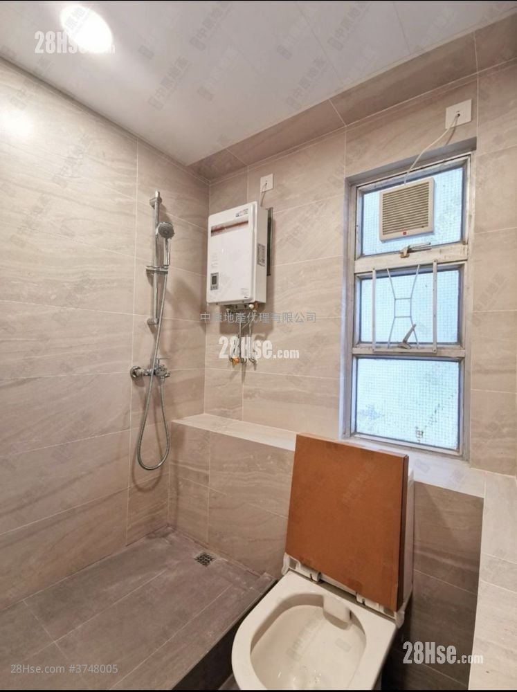 新葵兴花园 售盘 2 房 , 1 浴室 480 平方尺