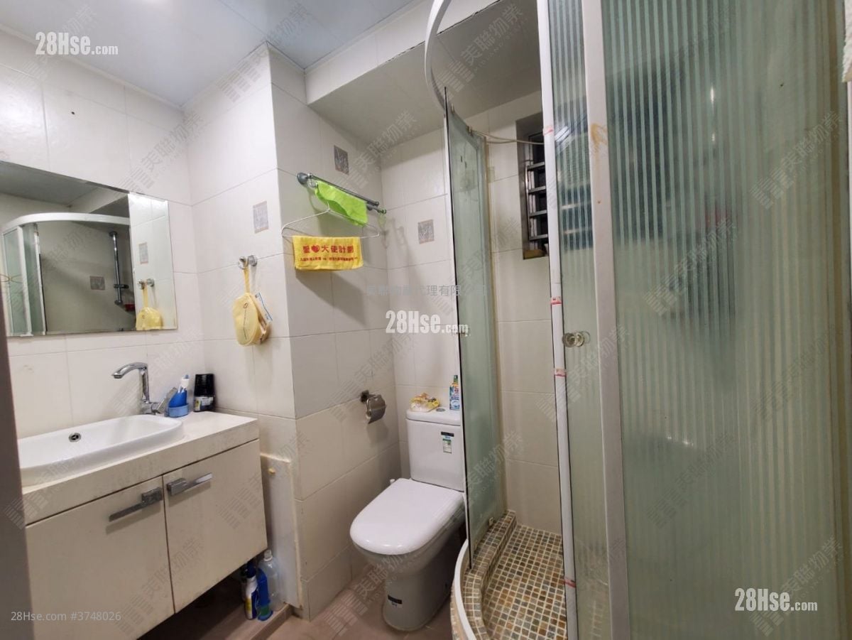 Beacon Heights Sell 3 Bedrooms , 2 Bathrooms 807 ft²